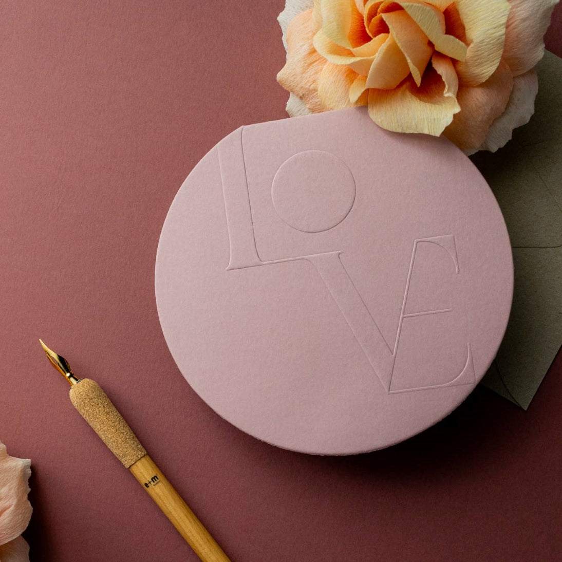 'Love' Clamshell Card