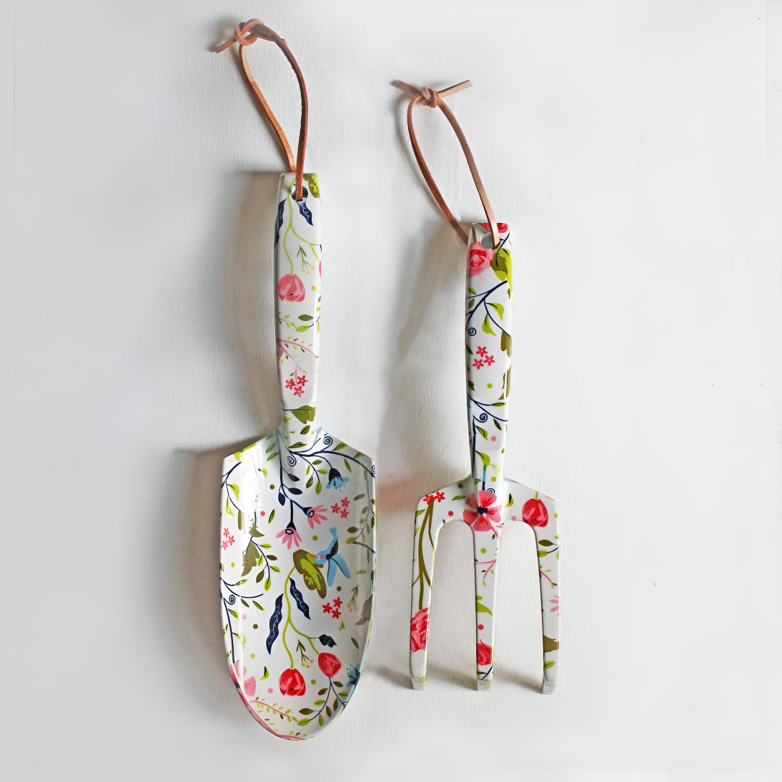floral garden trowel Two-Piece Garden Tool Set in Garden of Paradise Print