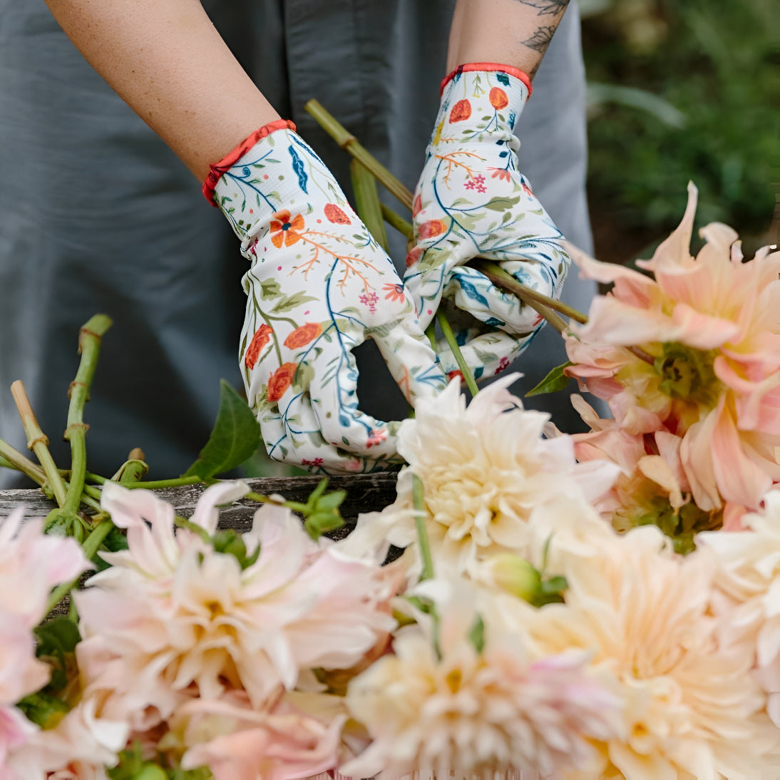 Waterproof Nitrile Weeder Garden Gloves in Garden of Paradise Print